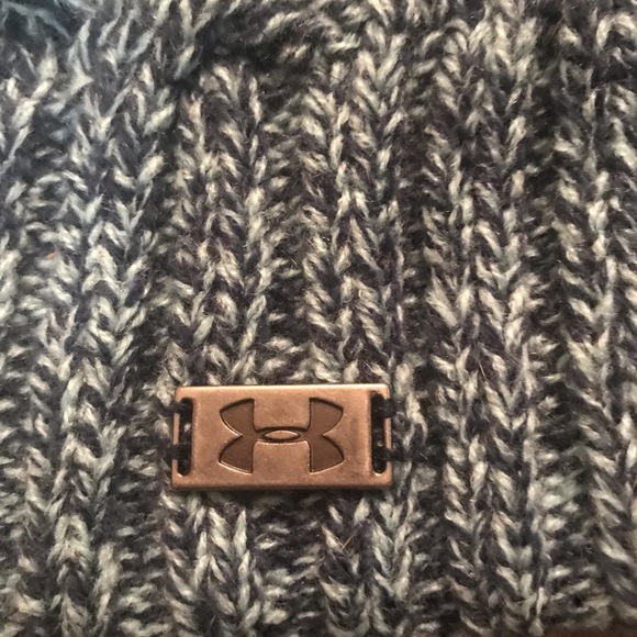 Women’s under armour beanie - Picture 2 of 2